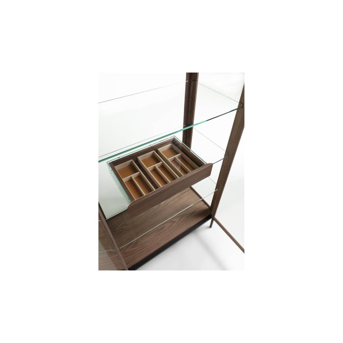 PORADA - ATSUKO MADIA