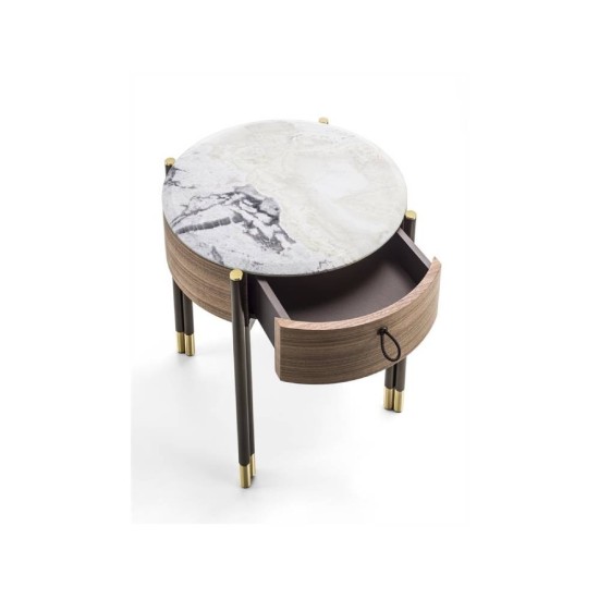 PORADA - BAYUS TONDO 44 COMODINO