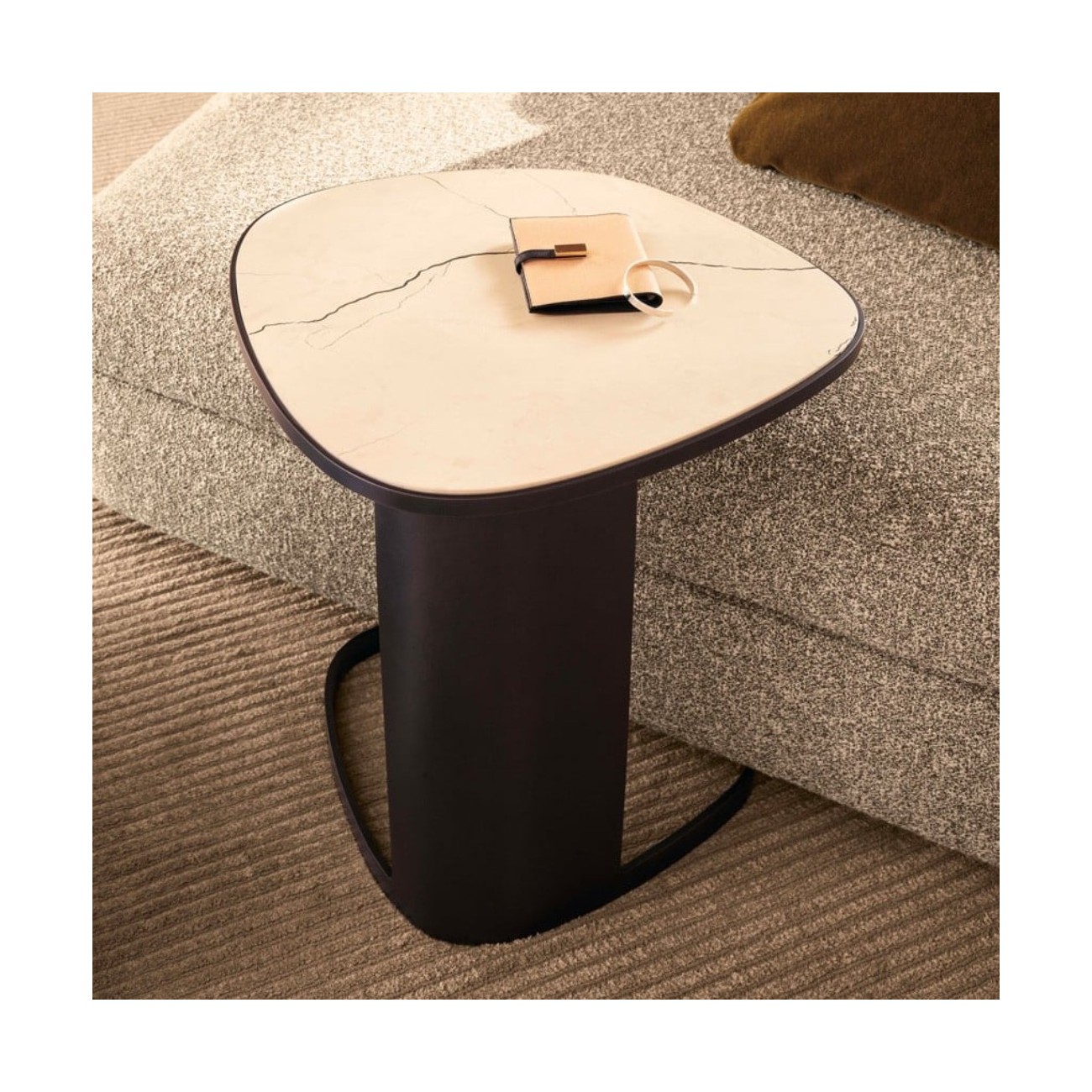 POLIFORM TABLES KOISHI