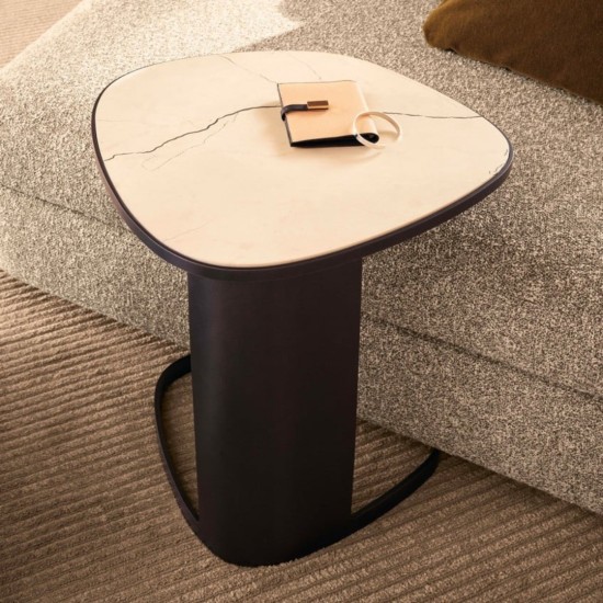 POLIFORM TABLES KOISHI