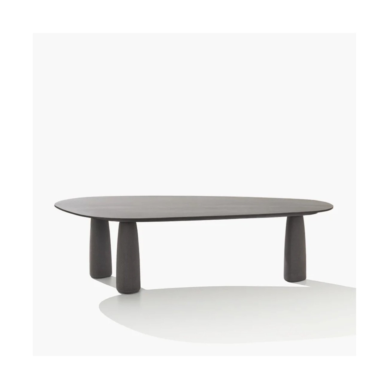 POLIFORM MONOLITH TABLE OUTDOOR