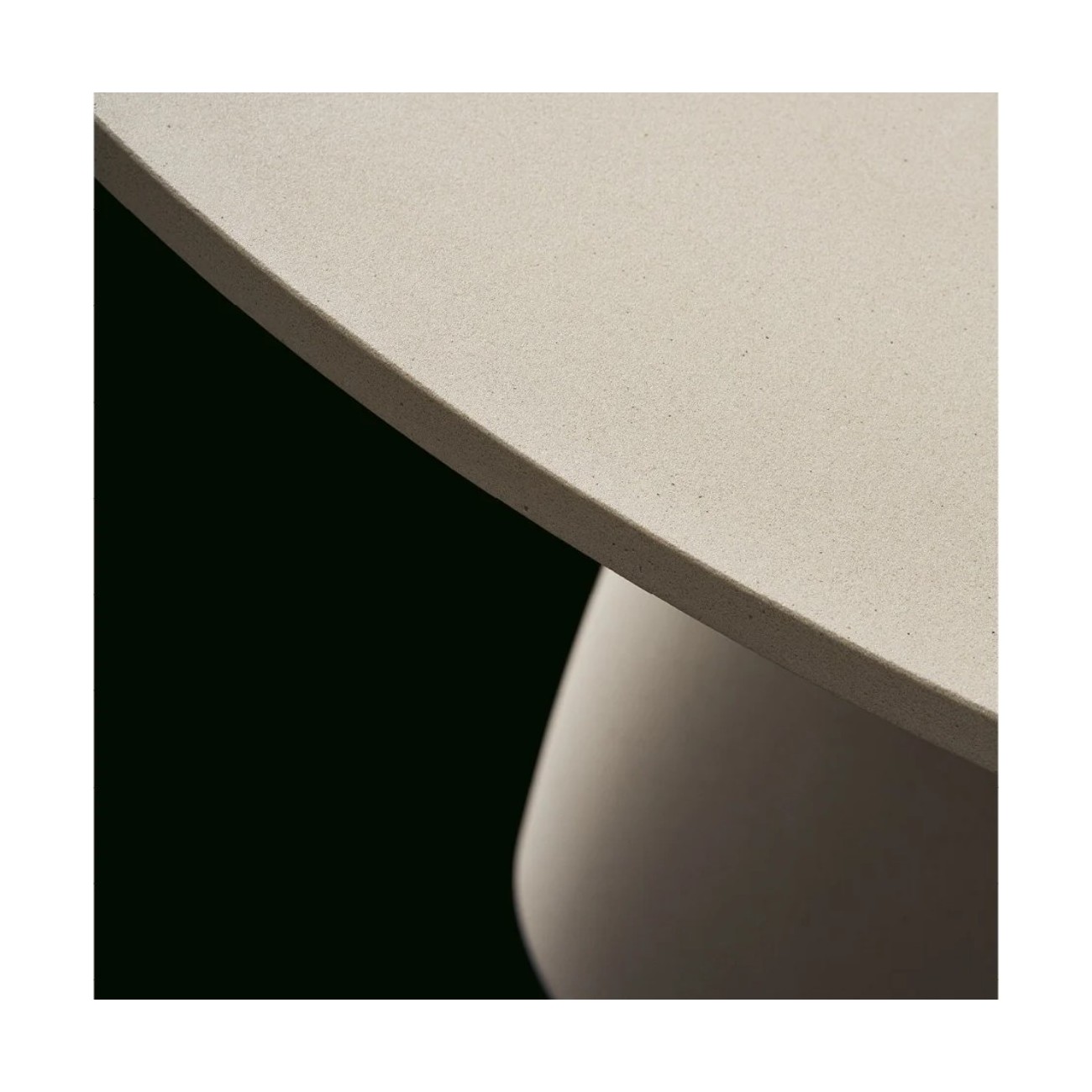 POLIFORM MONOLITH TABLE OUTDOOR