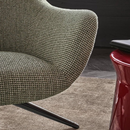 POLIFORM MAD CHAIR ARMCHAIR