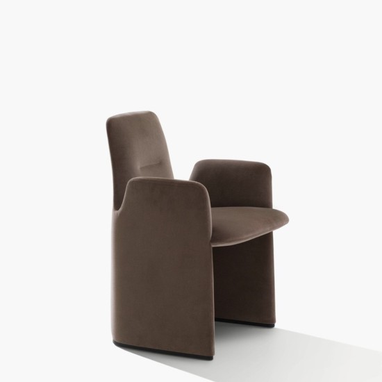 POLIFORM GUEST CHAIR