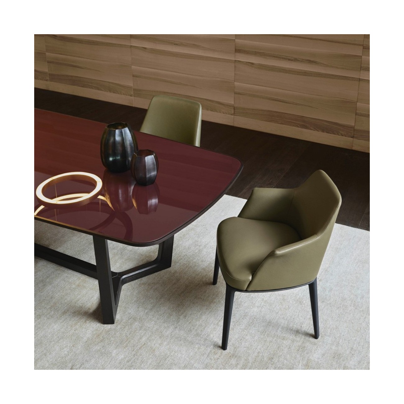 POLIFORM SOPHIE SEDIA CON BRACCIOLI