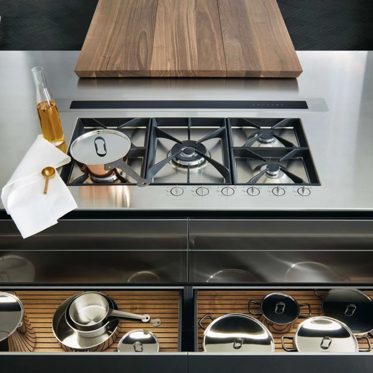POLIFORM TWELVE CUISINES