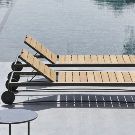 MOLTENI&C – GUELL CHAISE LONGUE OUTDOOR