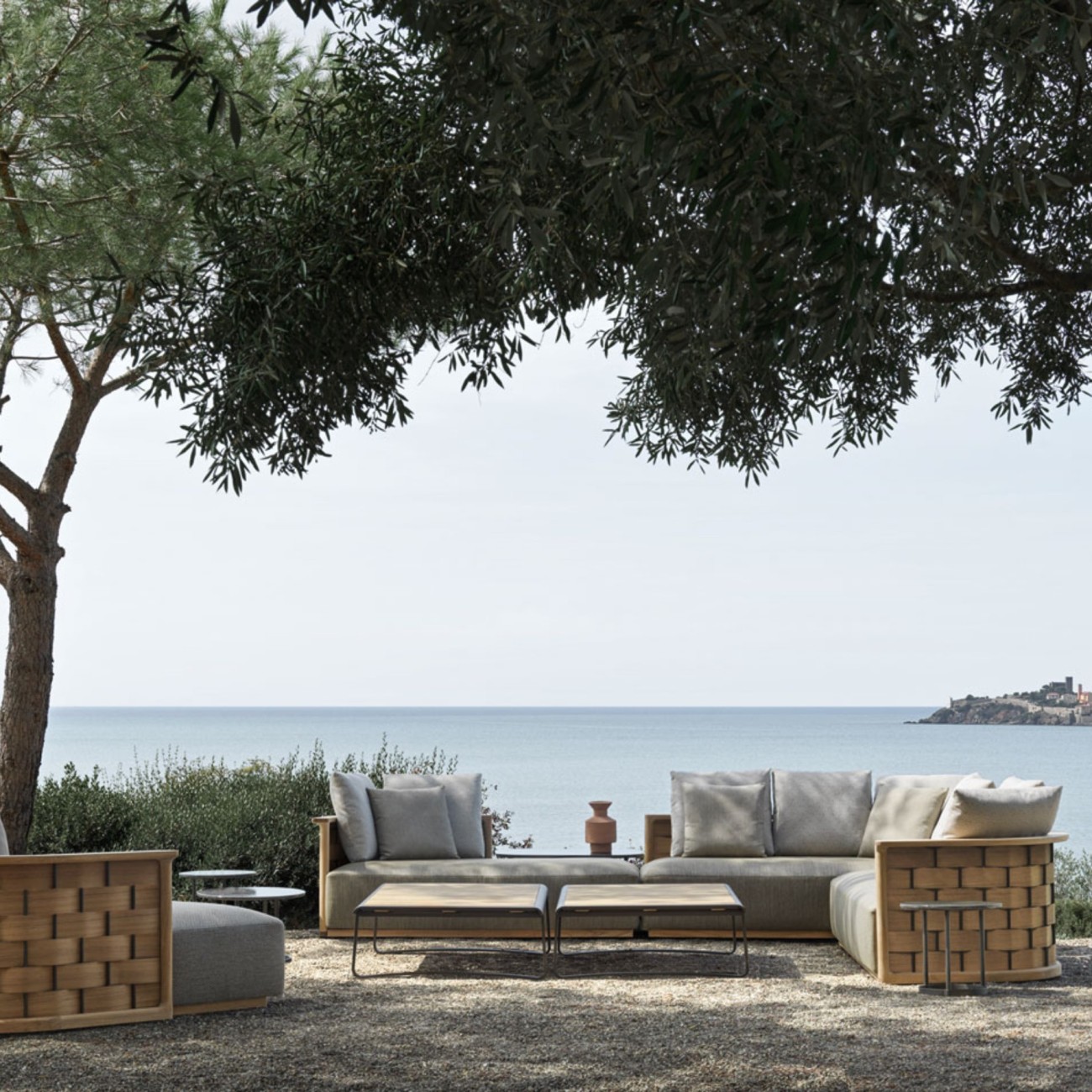 MOLTENI&C – PALINFRASCA SOFA OUTDOOR