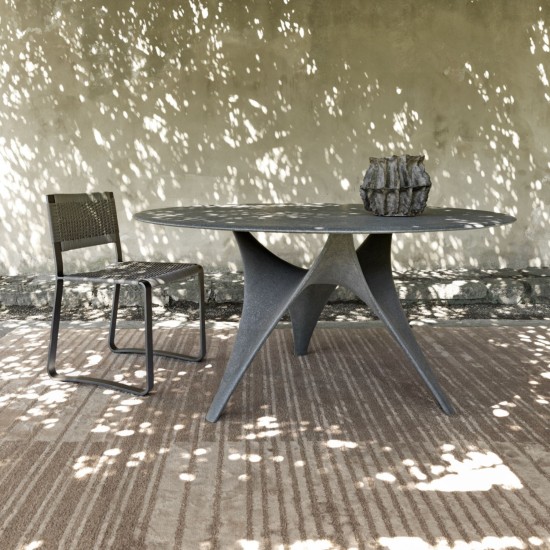 MOLTENI&C – ARC TABLE OUTDOOR
