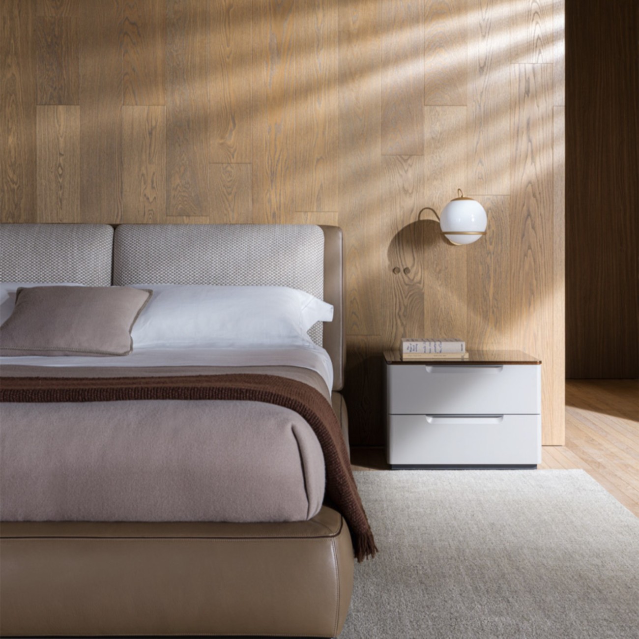 MOLTENI - 7070 SIDE TABLES