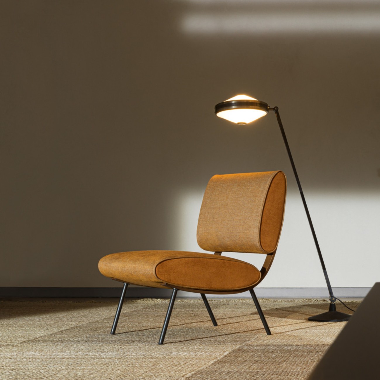 MOLTENI ROUND D.154.5 FAUTEUIL