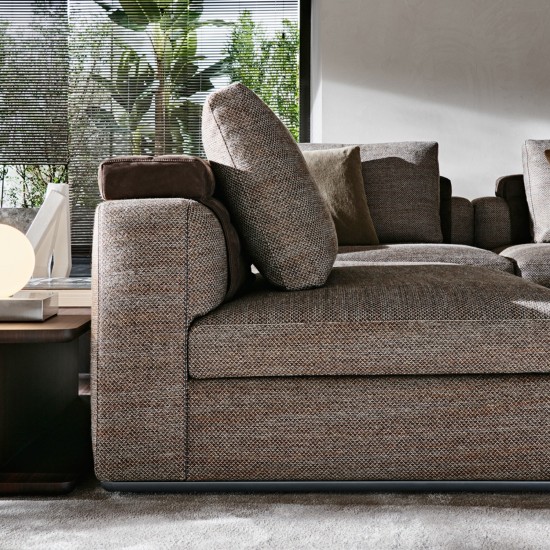 MOLTENI & C. ALBERT SOFA