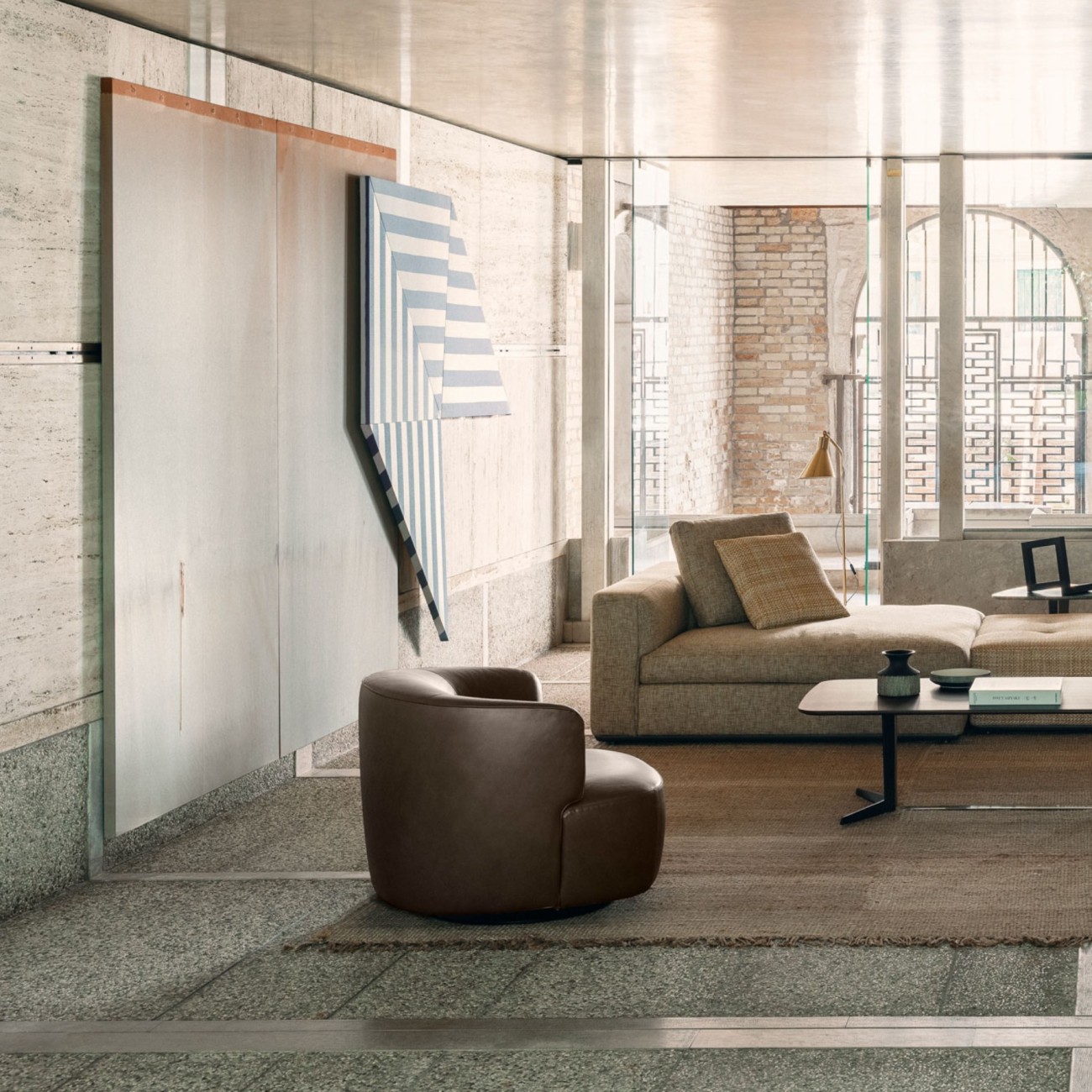 MOLTENI & C. ELAIN FAUTEUIL