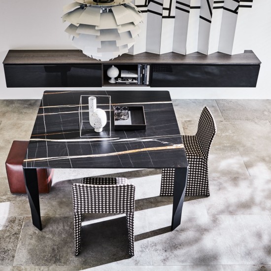 MOLTENI & C. GLOVE CHAISE