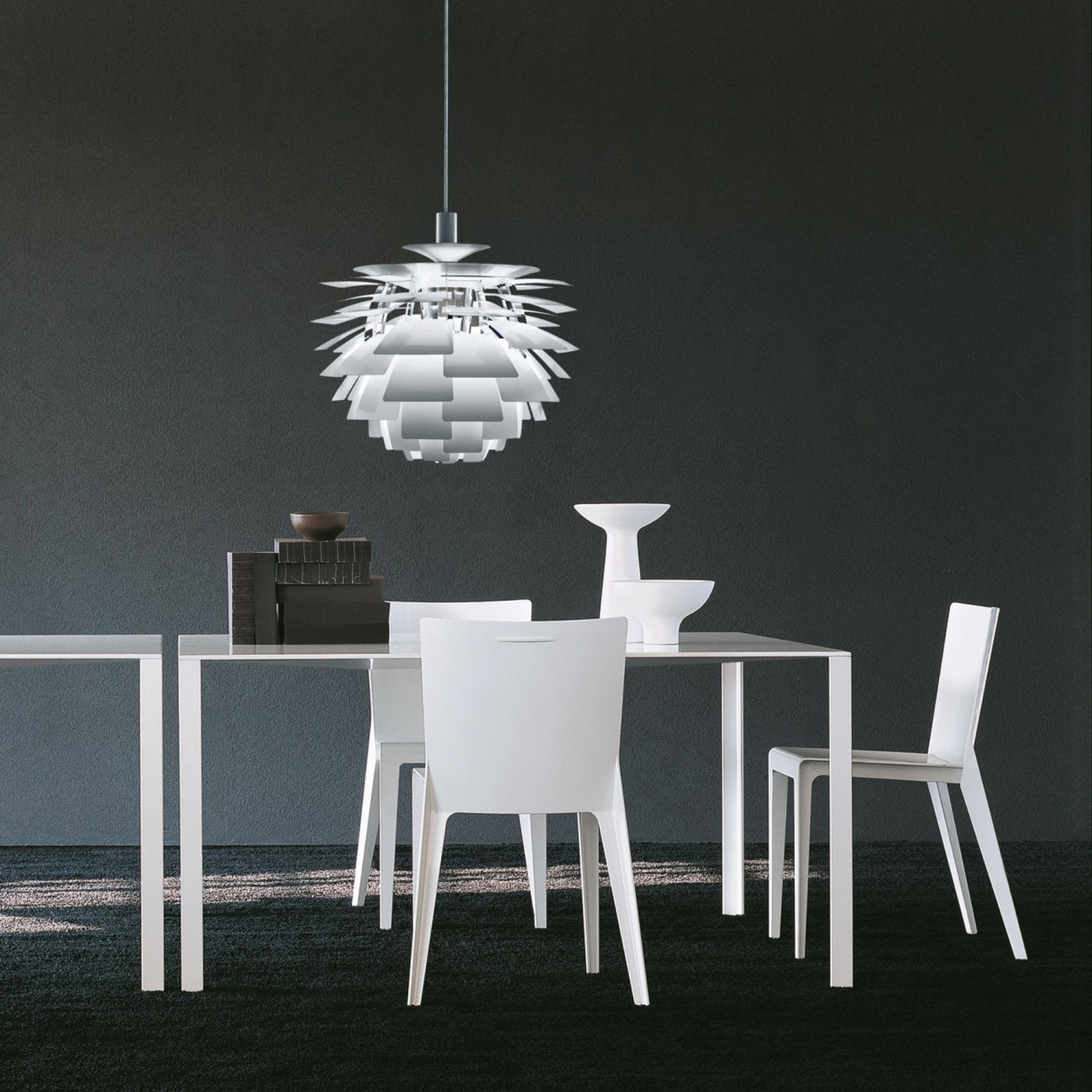 MOLTENI & C. LESSLESS TABLE