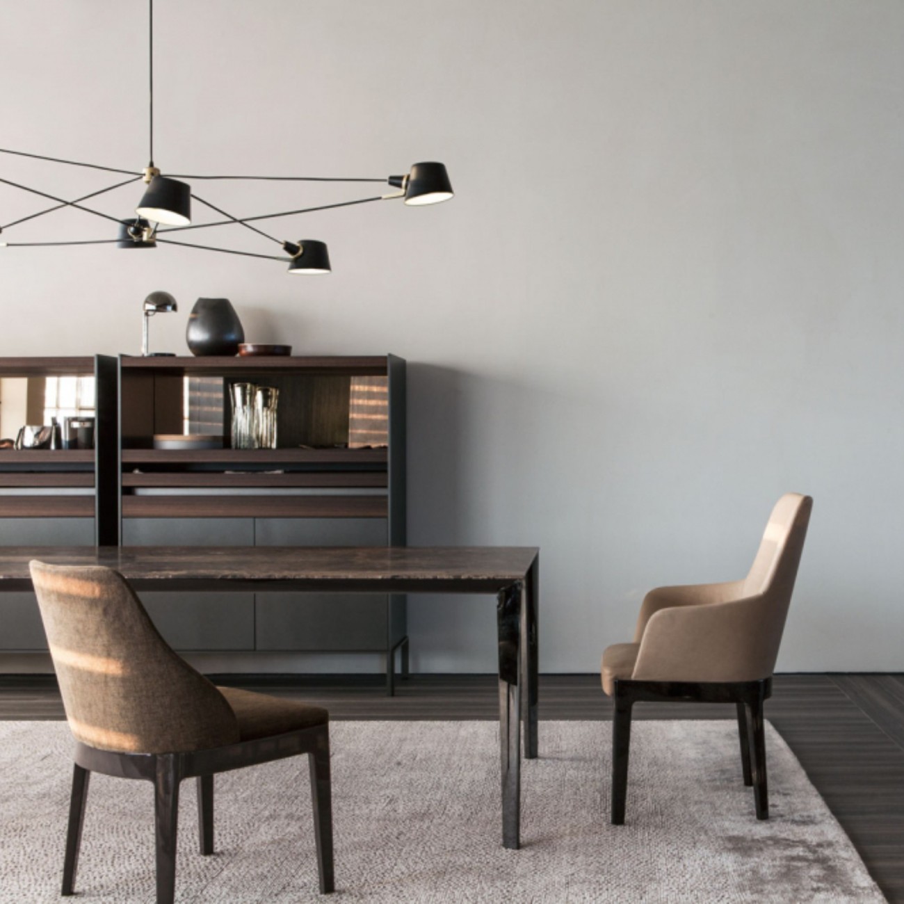 MOLTENI & C. CHELSEA CHAISE