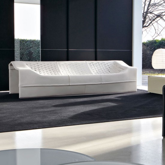MOLTENI & C. SKIN SOFA