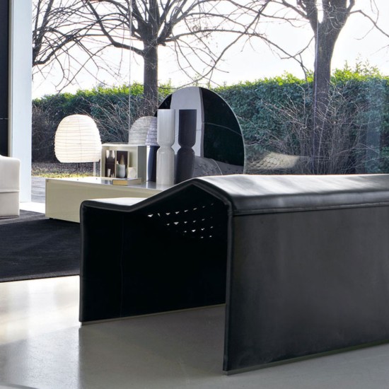 MOLTENI & C. SKIN SOFA