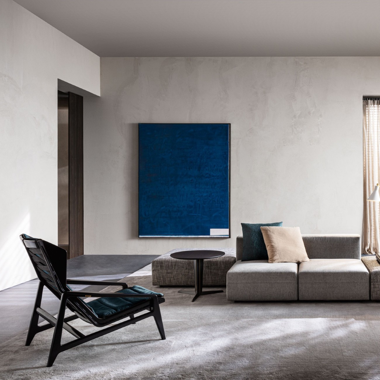 MOLTENI & C. FAUTEUIL D.156.3  EN NOYER
