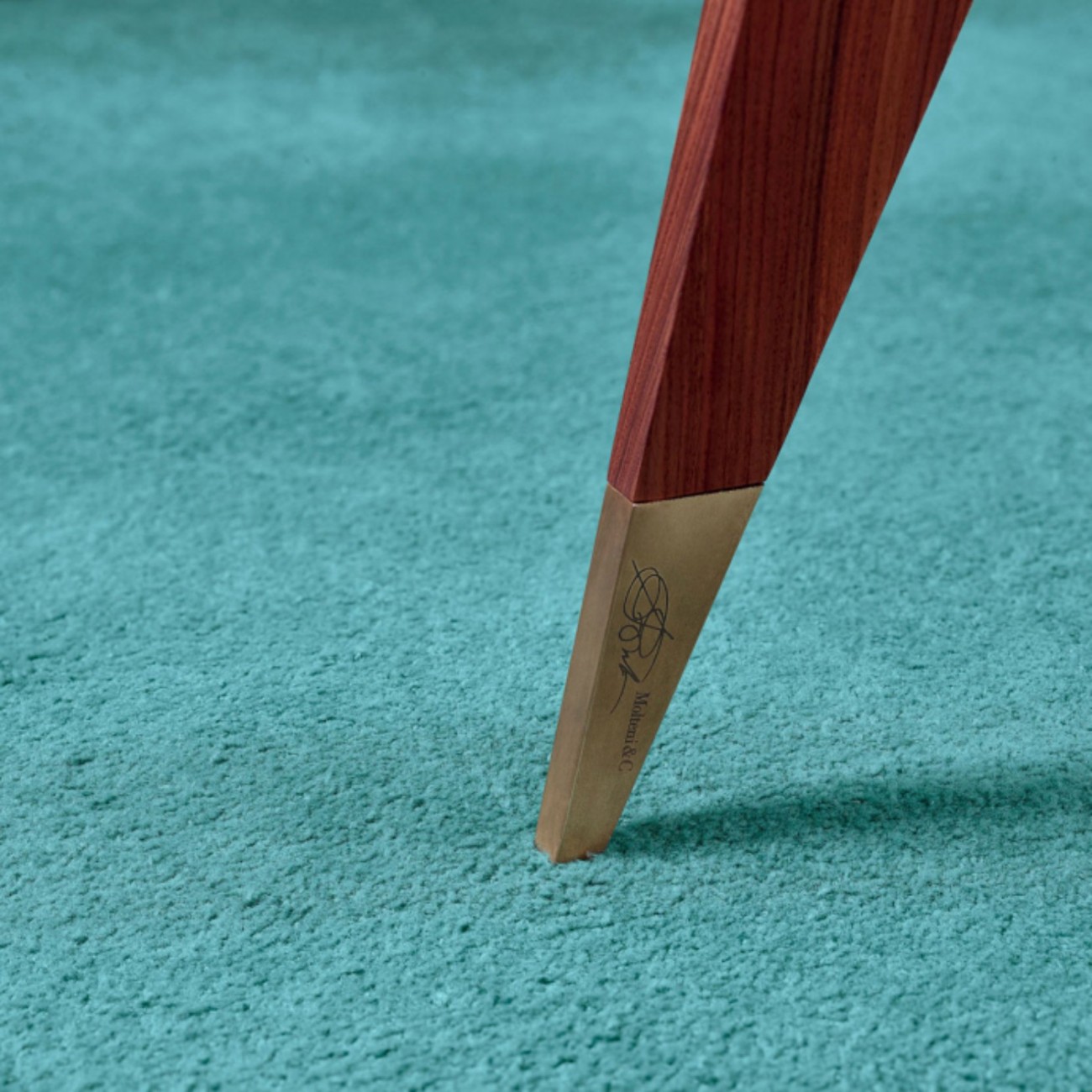 MOLTENI & C. SMALL TABLE D.552.2