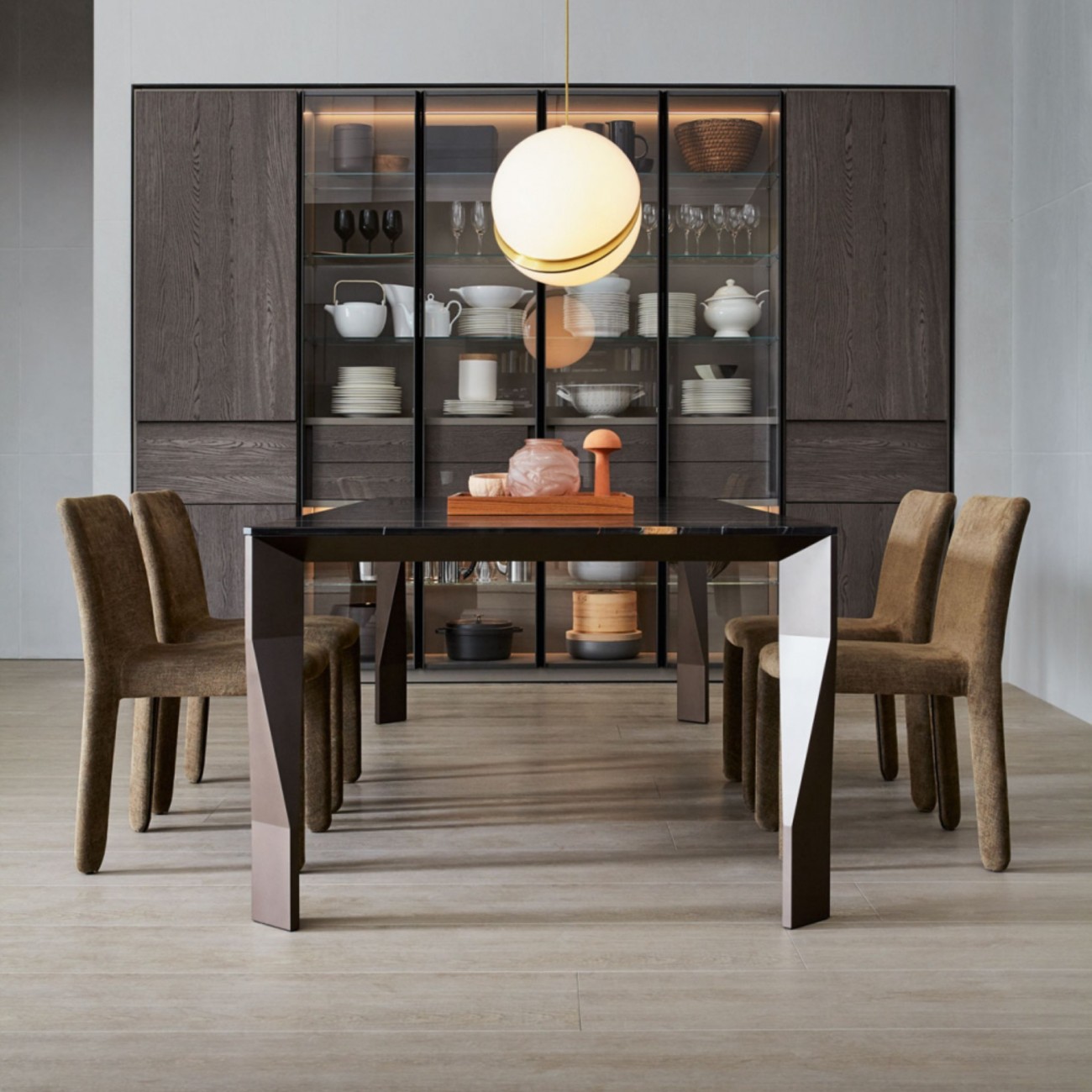 MOLTENI & C. GLOVE-UP