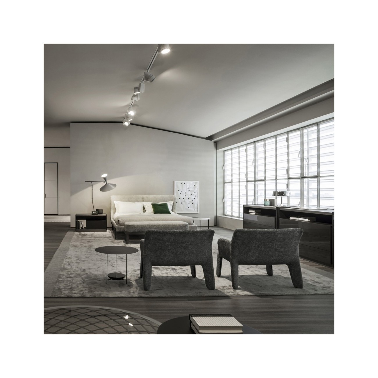 MOLTENI & C. GLOVE-UP FAUTEUIL