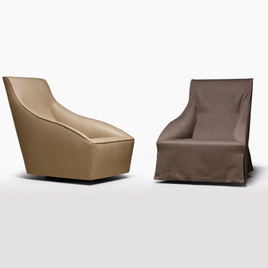 MOLTENI & C.   DODA ARMCHAIR