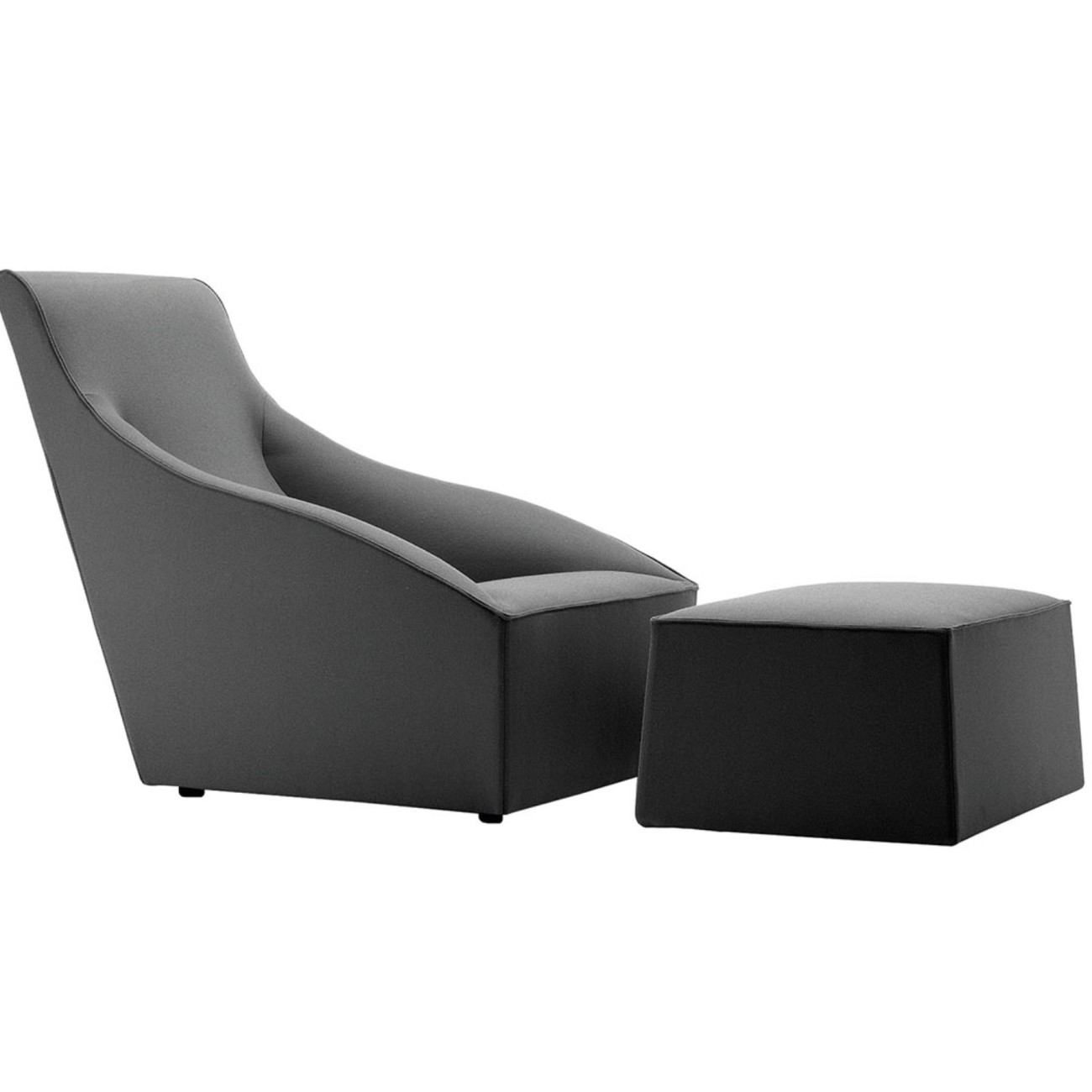 MOLTENI & C.   DODA ARMCHAIR