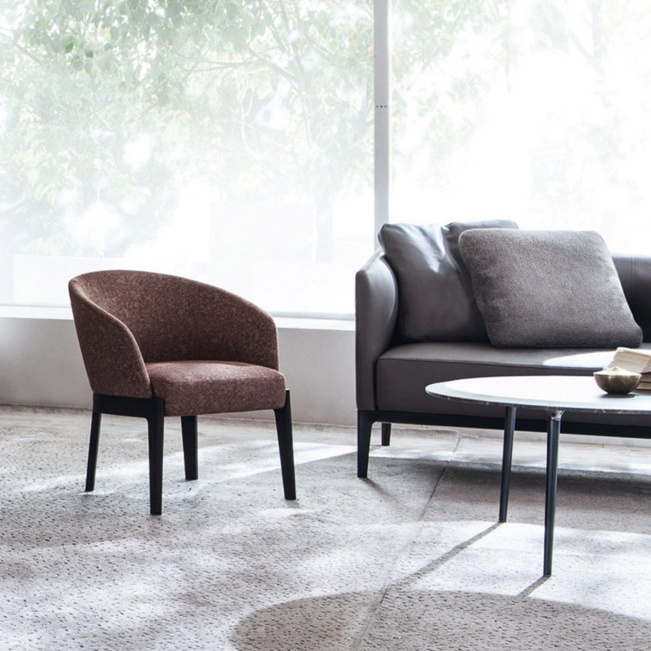 MOLTENI & C. CHELSEA ARMCHAIR