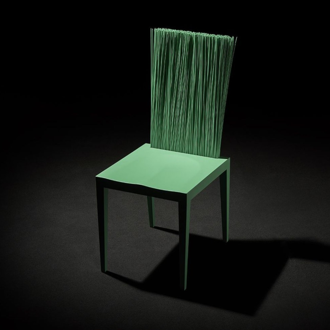 EDRA JENETTE CHAISE