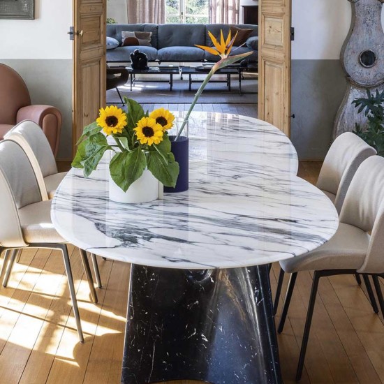 POLTRONA FRAU – INFINITAMENTE TABLE