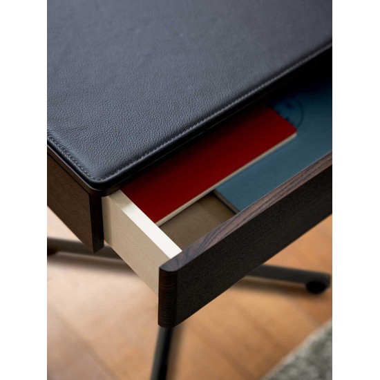 POLTRONA FRAU – BOB LOW TABLE WITH DRAWER