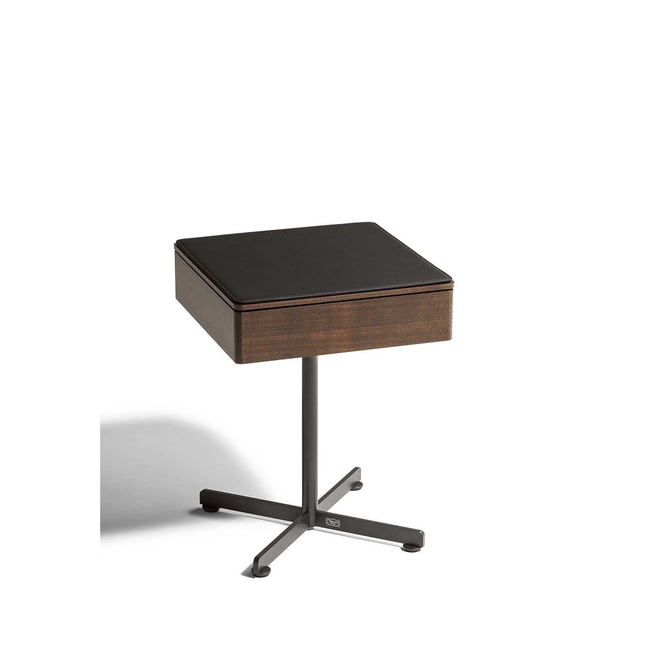 POLTRONA FRAU – BOB LOW TABLE WITH DRAWER