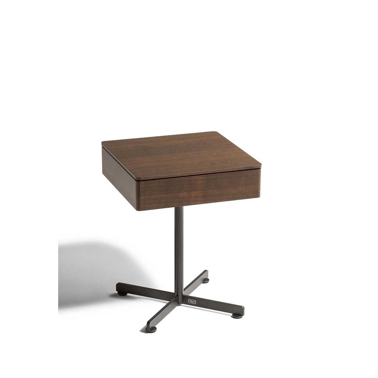 POLTRONA FRAU – BOB LOW TABLE WITH DRAWER