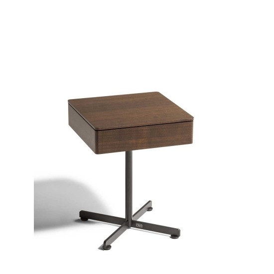 POLTRONA FRAU – BOB LOW TABLE WITH DRAWER