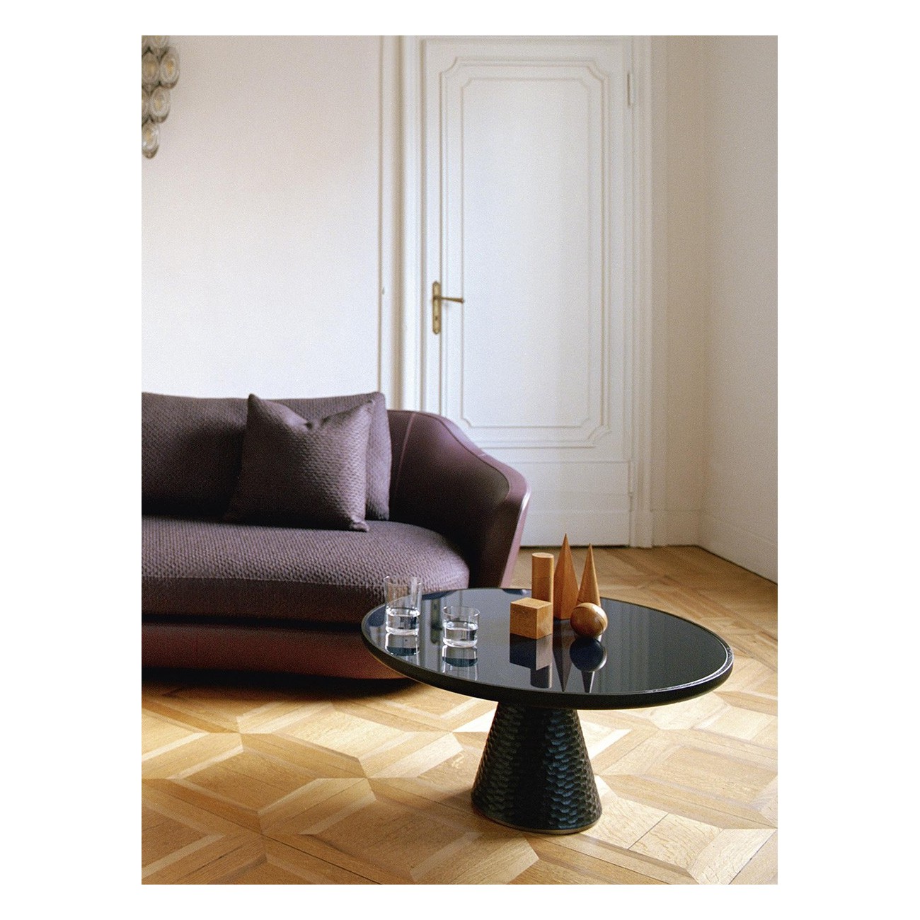 POLTRONA FRAU – DUO TABLE BASSE BASE À PIÉDESTAL