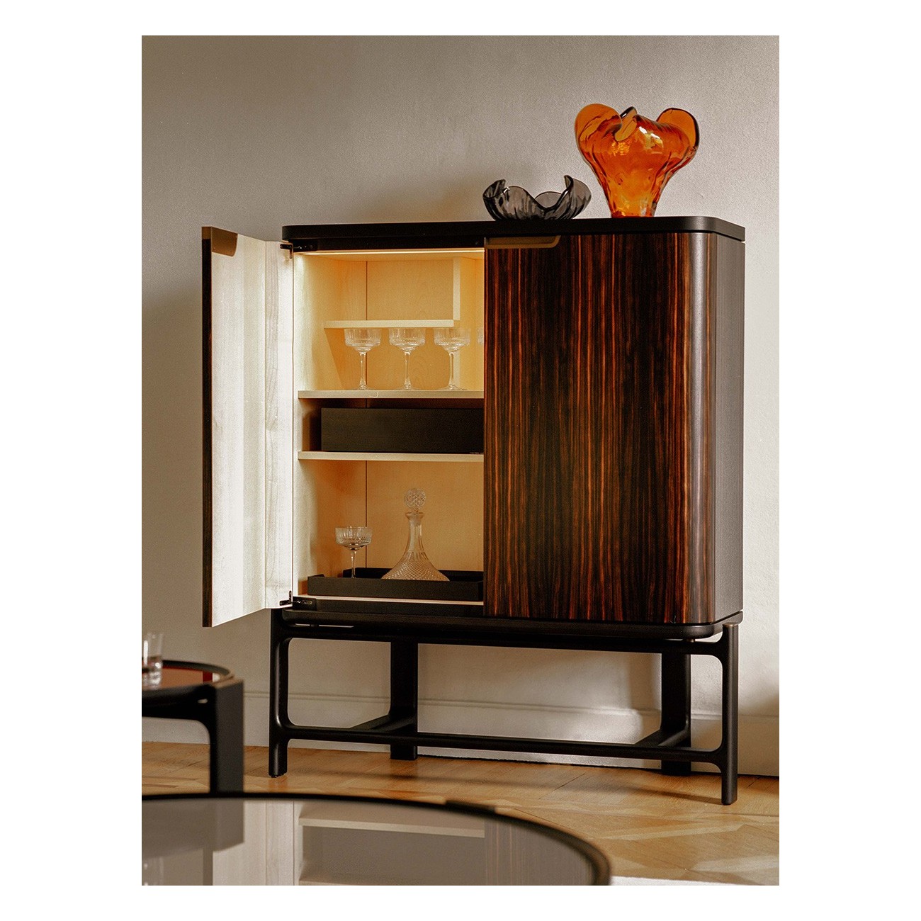 POLTRONA FRAU - DUO CABINET