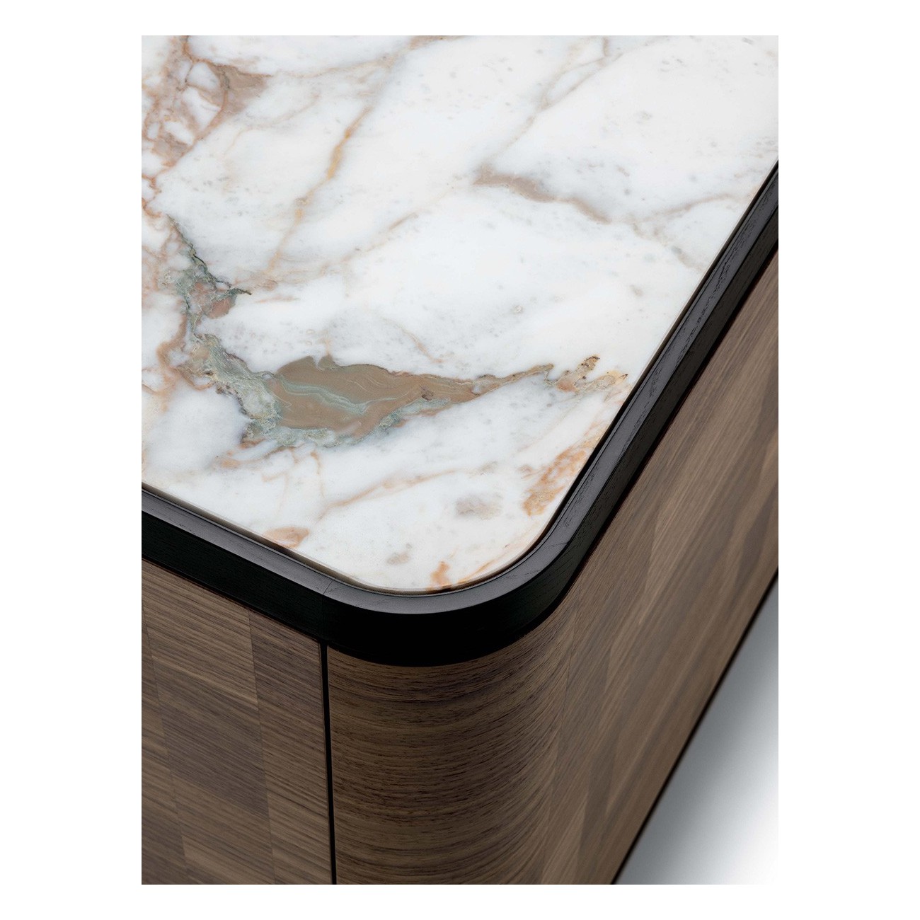 POLTRONA FRAU - DUO CABINET