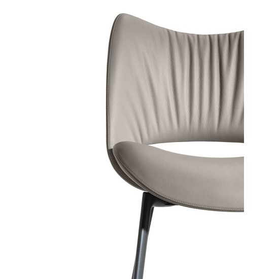 POLTRONA FRAU - NICE FAUTEUILS