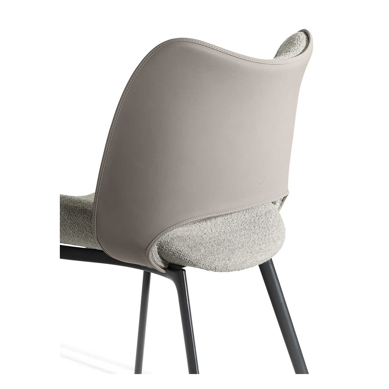 POLTRONA FRAU - NICE FAUTEUILS