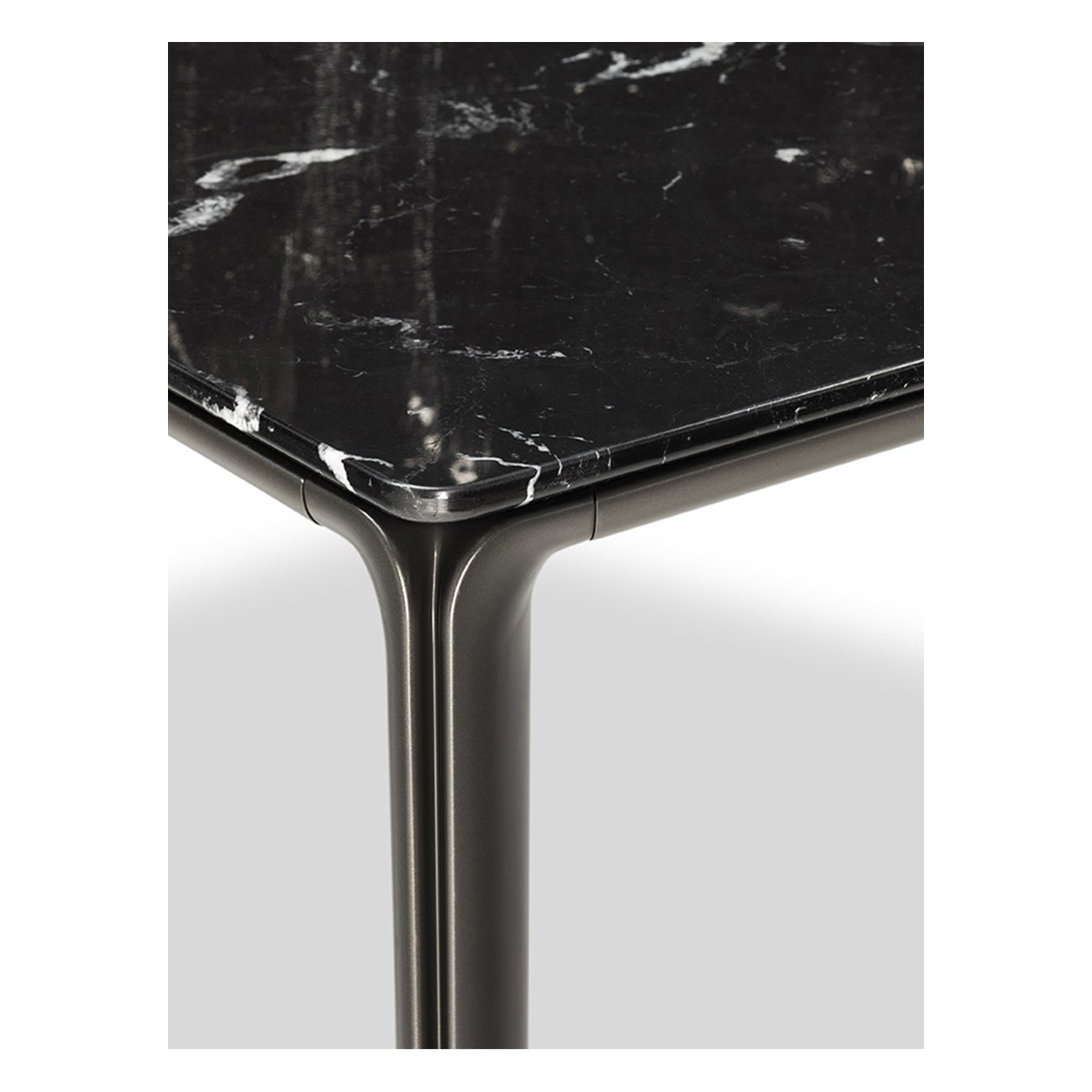 POLTRONA FRAU - HOMEY TABLE