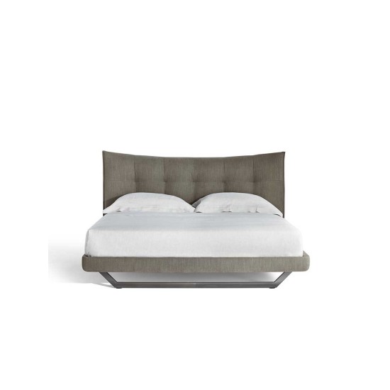 POLTRONA FRAU - AURORA TRE BED