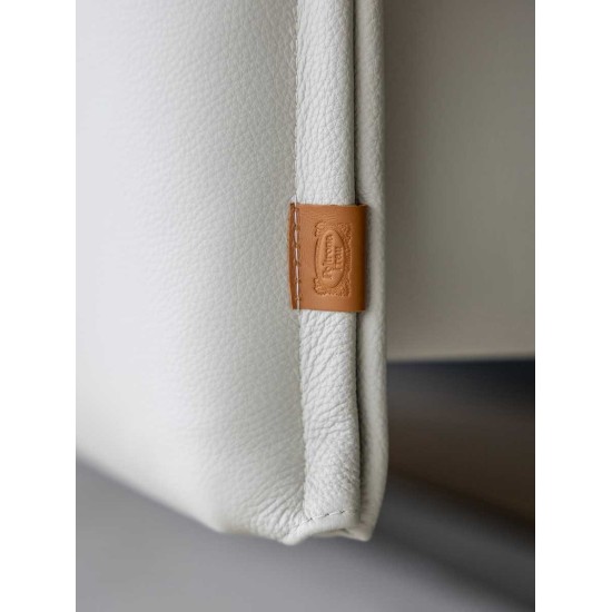 POLTRONA FRAU - AURORA TRE BED