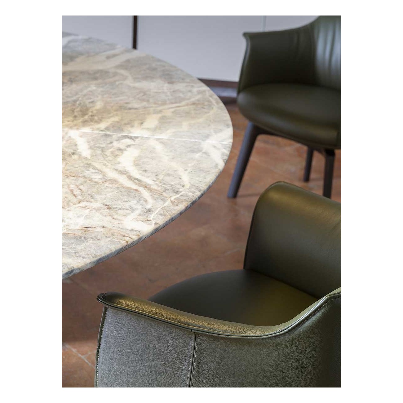 POLTRONA FRAU - ARCHIBALD CHAISE