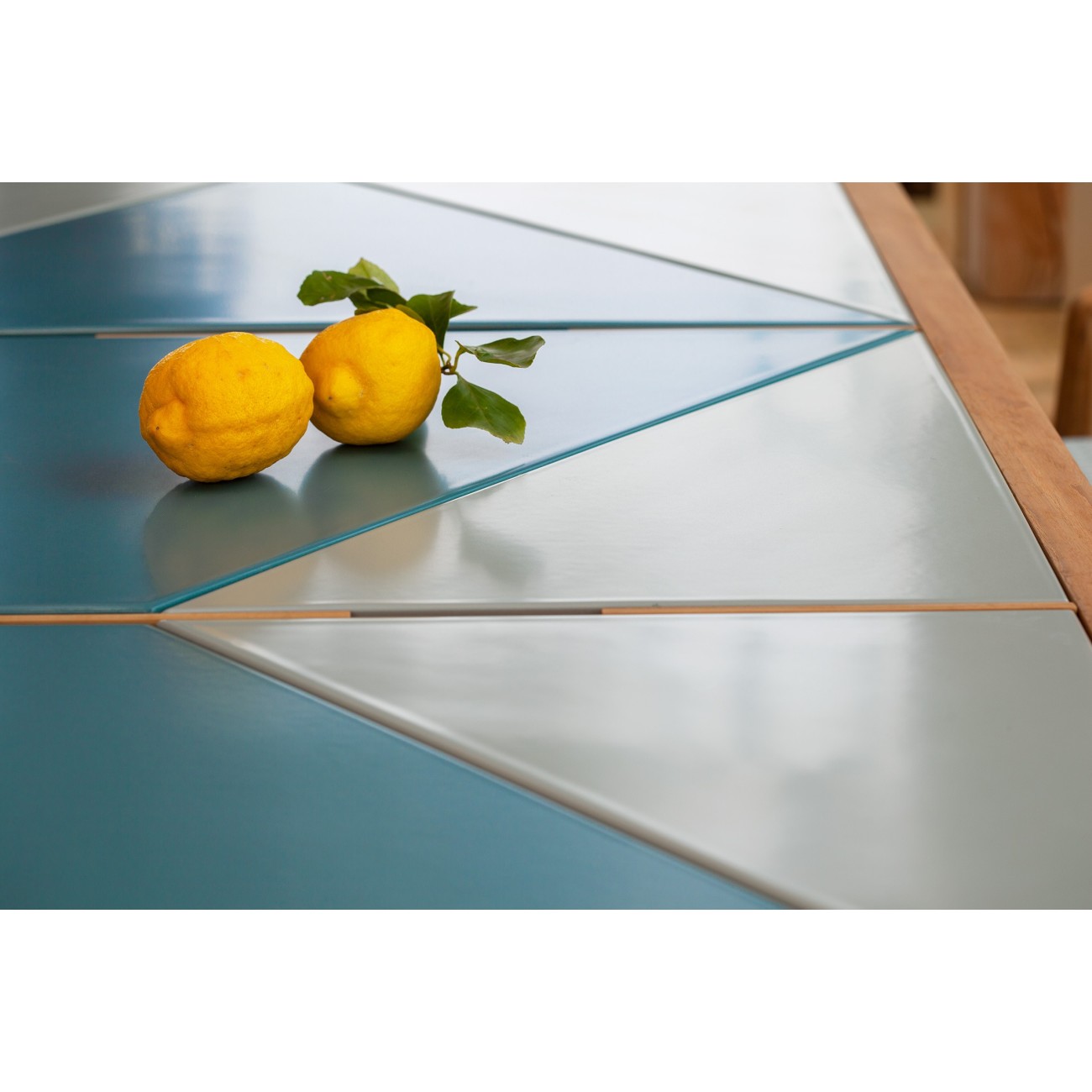 POLTRONA FRAU THE SECRET GARDEN TABLE