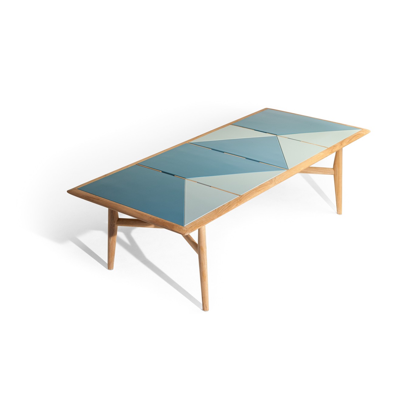 POLTRONA FRAU THE SECRET GARDEN TABLE