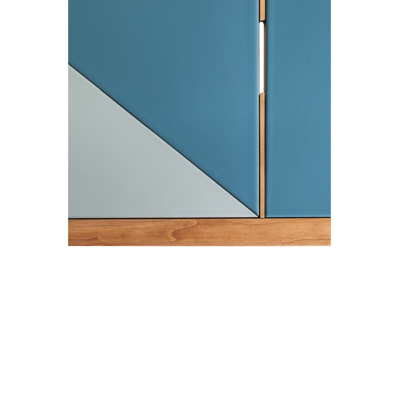 POLTRONA FRAU THE SECRET GARDEN TABLE