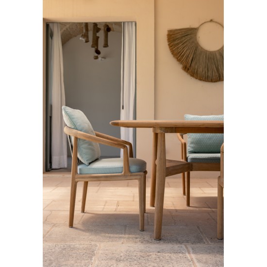 POLTRONA FRAU THE SECRET GARDEN TABLE