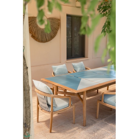 POLTRONA FRAU THE SECRET GARDEN TABLE