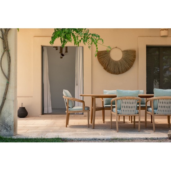 POLTRONA FRAU THE SECRET GARDEN TABLE